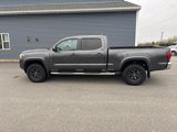 Used 2020 Toyota Tacoma TRD Off-Road image 3