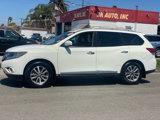 Used 2014 Nissan Pathfinder SL w/ SL Tech Package image 4
