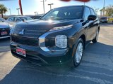 New 2025 Mitsubishi Outlander ES image 3