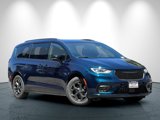New 2025 Chrysler Pacifica Premium image 2