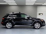 Used 2024 Audi Q5 e Premium w/ Convenience Package image 3