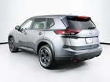 Used 2024 Nissan Rogue SV image 5