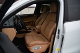 Used 2025 Porsche Macan image 5