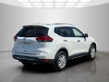 Used 2017 Nissan Rogue SV image 5