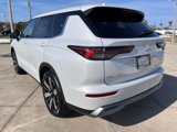 New 2025 Mitsubishi Outlander SE image 5