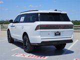 New 2025 Lincoln Navigator Reserve image 5