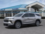 New 2025 Chevrolet Traverse LT image 2