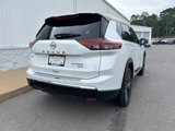 Used 2024 Nissan Rogue Platinum w/ Platinum Premium Package image 3