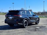 Used 2024 Toyota Highlander LE image 3