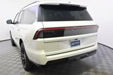 New 2025 Lincoln Navigator Reserve w/ Jet Appearance Package image 4