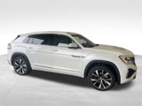 New 2025 Volkswagen Atlas Cross Sport SEL Premium R-Line image 2