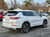 Used 2022 Mitsubishi Outlander SE image 5