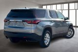 Used 2023 Chevrolet Traverse LS image 3