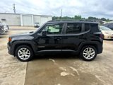 Used 2018 Jeep Renegade Latitude image 3