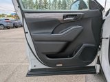 Used 2023 Toyota Highlander Limited image 6
