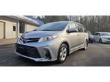Used 2018 Toyota Sienna LE image 2