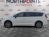 New 2026 Chrysler Pacifica Select image 3