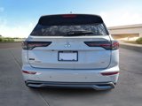 New 2025 Mitsubishi Outlander SE image 4