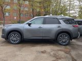 New 2025 Nissan Pathfinder SL w/ SL Premium Package image 2