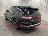 Certified 2025 Lincoln Aviator Reserve w/ Illumination Package image 3