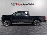 Used 2025 Ford F250 4x4 Crew Cab Super Duty image 2