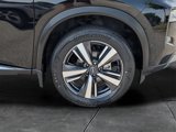 Used 2023 Nissan Rogue SL w/ SL Premium Package image 6