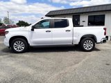 Used 2022 Chevrolet Silverado 1500 Custom image 3