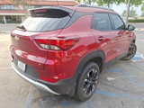 Used 2021 Chevrolet TrailBlazer LT image 2