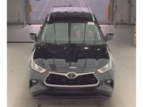 Used 2024 Toyota Highlander XLE image 2
