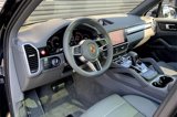 Certified 2022 Porsche Cayenne Platinum Edition image 4