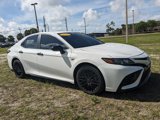 Used 2022 Toyota Camry SE image 2