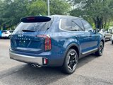 New 2025 Kia Telluride EX w/ EX Captain's Chair Package image 3
