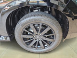New 2025 INFINITI QX80 Luxe image 5