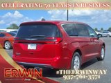 New 2026 Chrysler Pacifica Select image 3