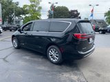 New 2026 Chrysler Pacifica Select image 6