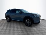 New 2025 Nissan Pathfinder Platinum image 3