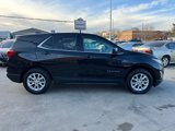 Used 2020 Chevrolet Equinox LT w/ Driver Convenience Package image 2