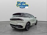 New 2025 Lincoln Nautilus Reserve image 3