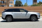 New 2025 Jeep Wagoneer Limited image 3