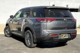 New 2025 Nissan Pathfinder S image 2