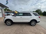 Used 2016 Ford Explorer Limited image 3