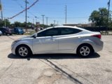 Used 2015 Hyundai Elantra SE image 2