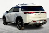 New 2025 Nissan Pathfinder Platinum image 3