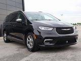 Used 2023 Chrysler Pacifica Limited image 6