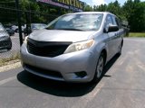Used 2013 Toyota Sienna L image 2