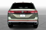 New 2025 Volkswagen Atlas Peak Edition SE image 4