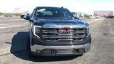 Used 2024 GMC Sierra 1500 SLT image 2