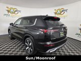 New 2025 Mitsubishi Outlander SEL image 5