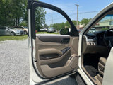 Used 2015 GMC Yukon XL SLT w/ Open Road Package image 6