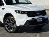 Used 2022 Kia Sorento SX Prestige image 2